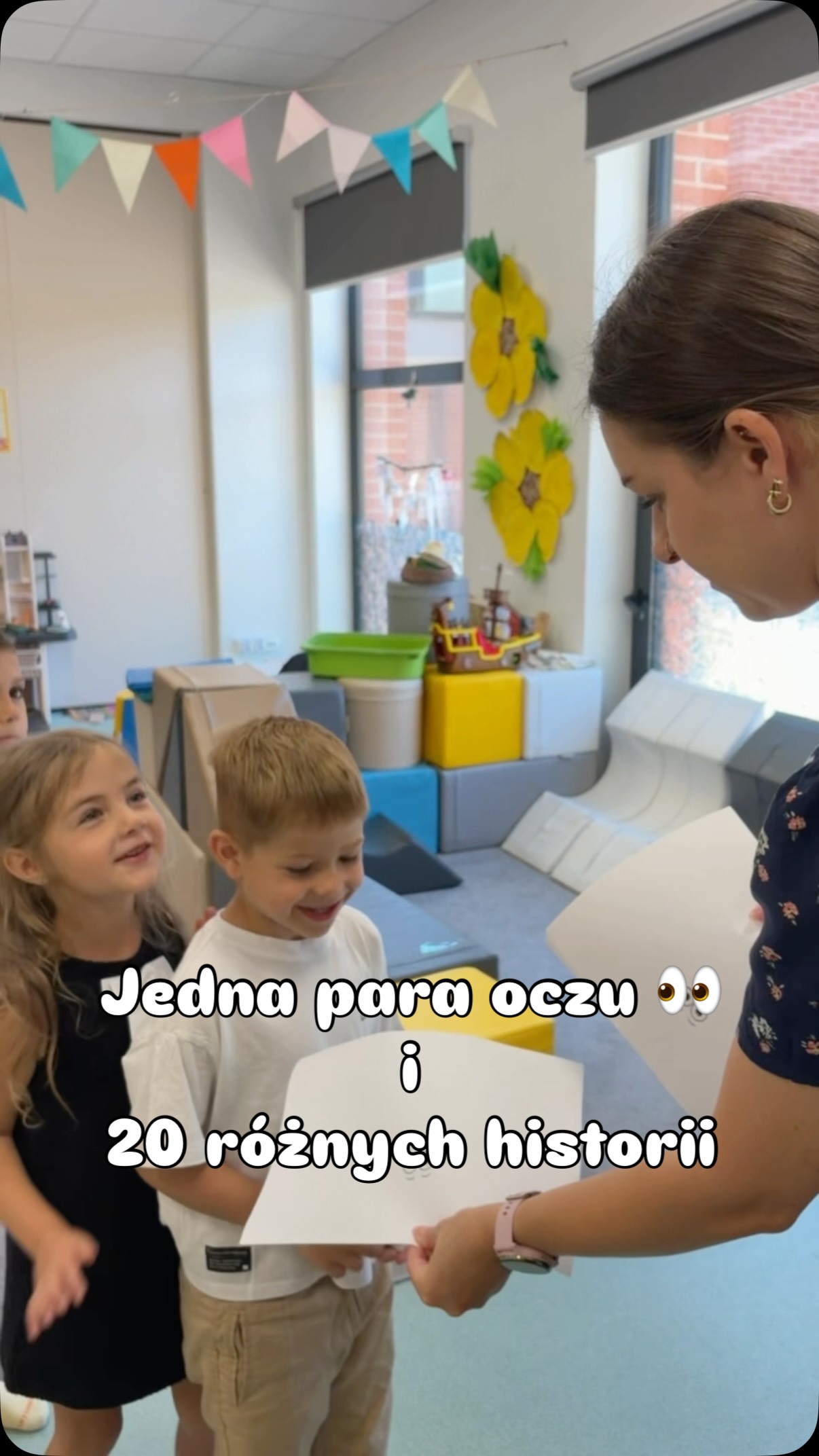 Proszę kartkę z parą oczu 👀 wykorzystajcie wyobraźnię i kredki 🖍️ Każdy opowiedział inną historię,…